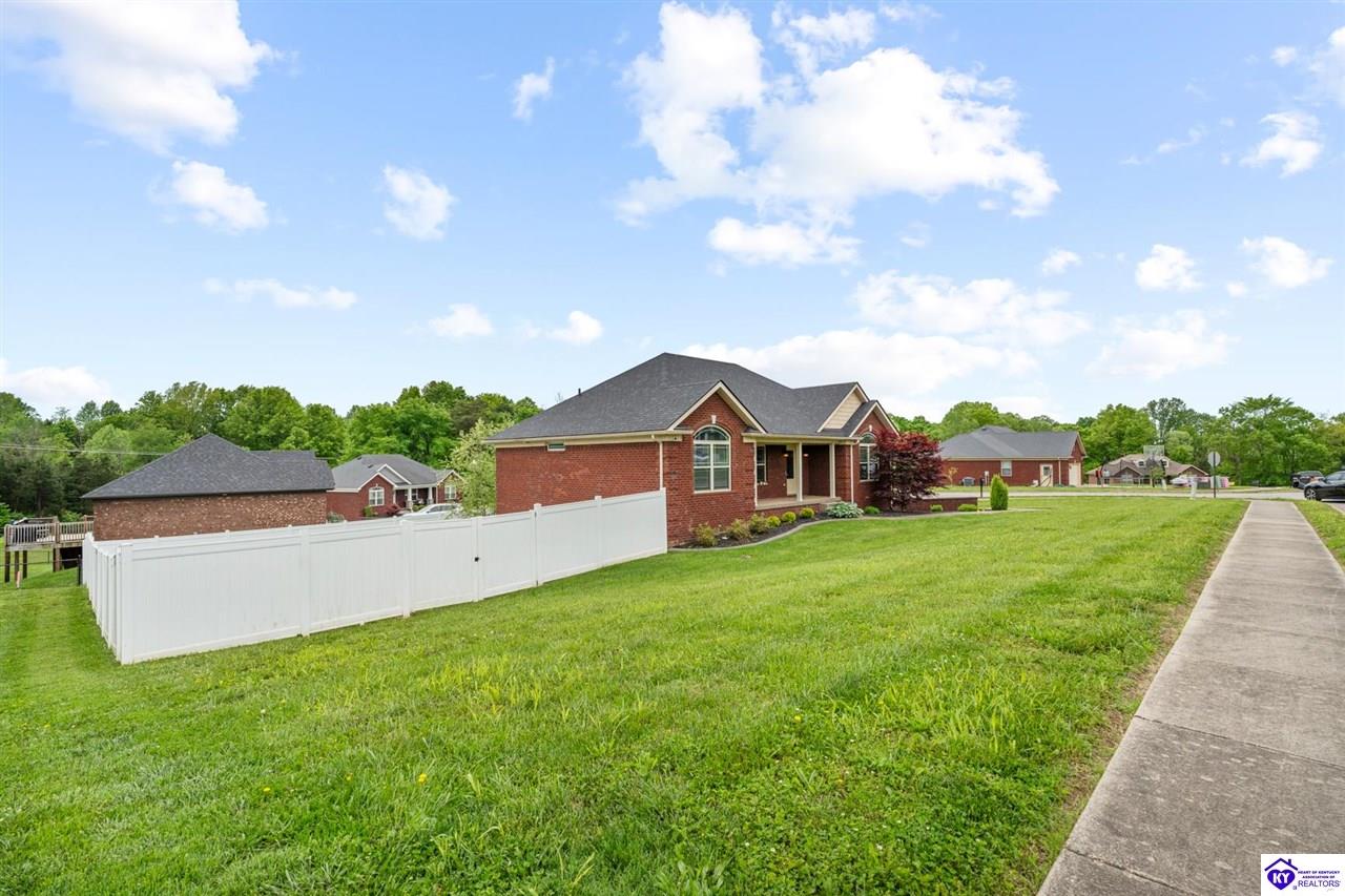 Listing Picture 115 Delaware Court Bardstown, KY 40004 MLS HK25001808