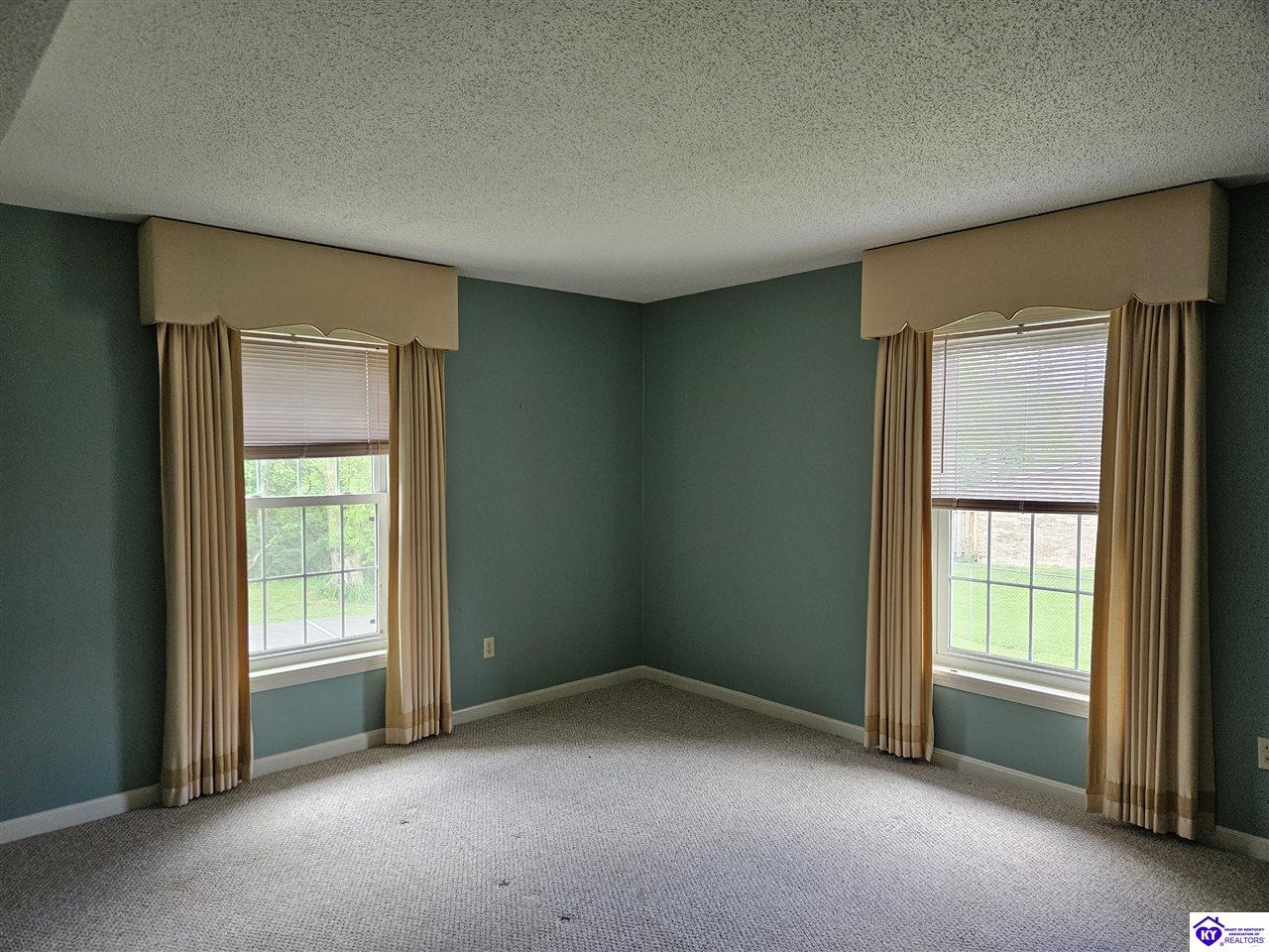 Listing Picture 107 Freeman Green Drive Elizabethtown, KY 42701 MLS HK25001817