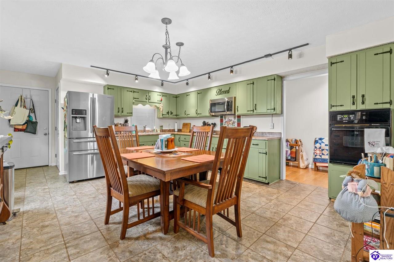 Listing Picture 508 Rose Creek Drive Radcliff, KY 40160 MLS HK25001826