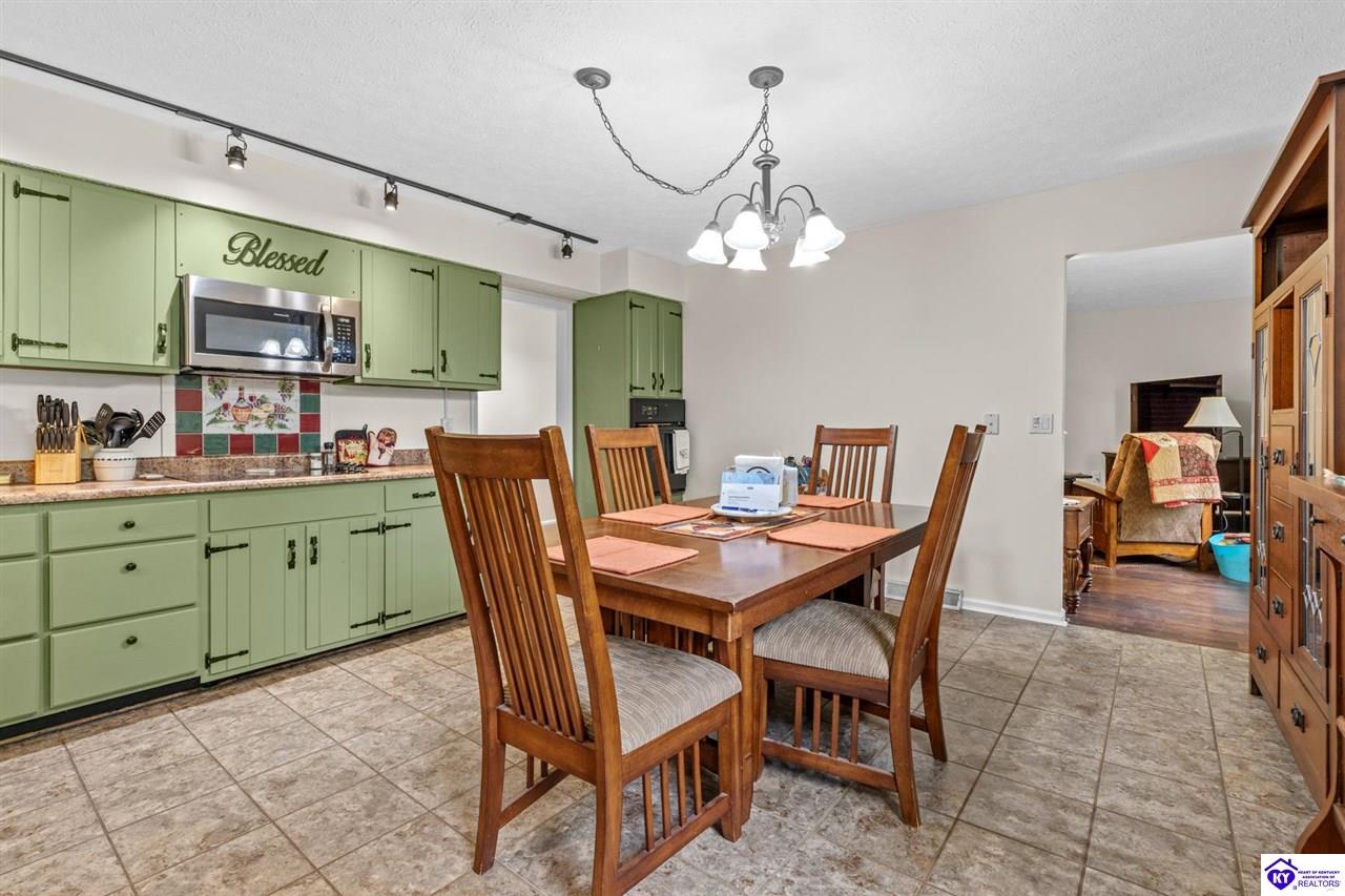 Listing Picture 508 Rose Creek Drive Radcliff, KY 40160 MLS HK25001826