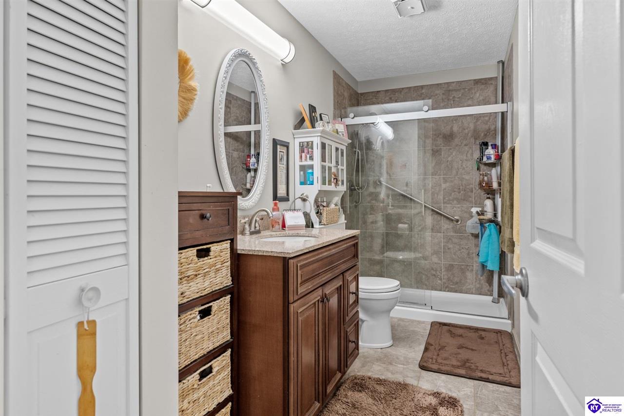 Listing Picture 508 Rose Creek Drive Radcliff, KY 40160 MLS HK25001826