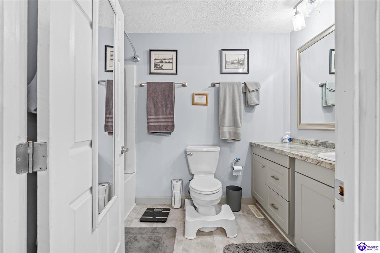 Listing Picture 508 Rose Creek Drive Radcliff, KY 40160 MLS HK25001826