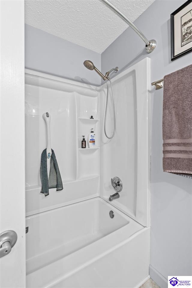 Listing Picture 508 Rose Creek Drive Radcliff, KY 40160 MLS HK25001826