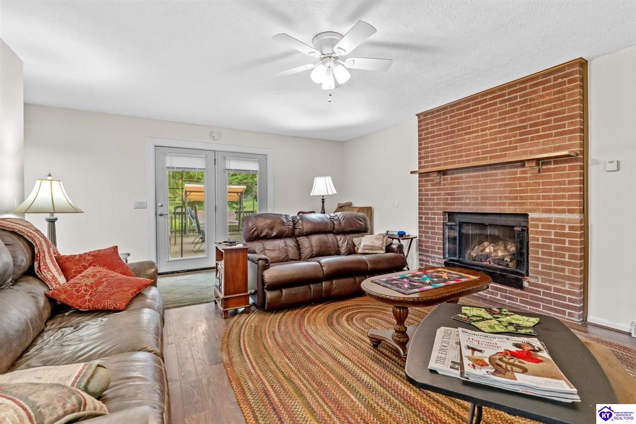 Listing Picture 508 Rose Creek Drive Radcliff, KY 40160 MLS HK25001826