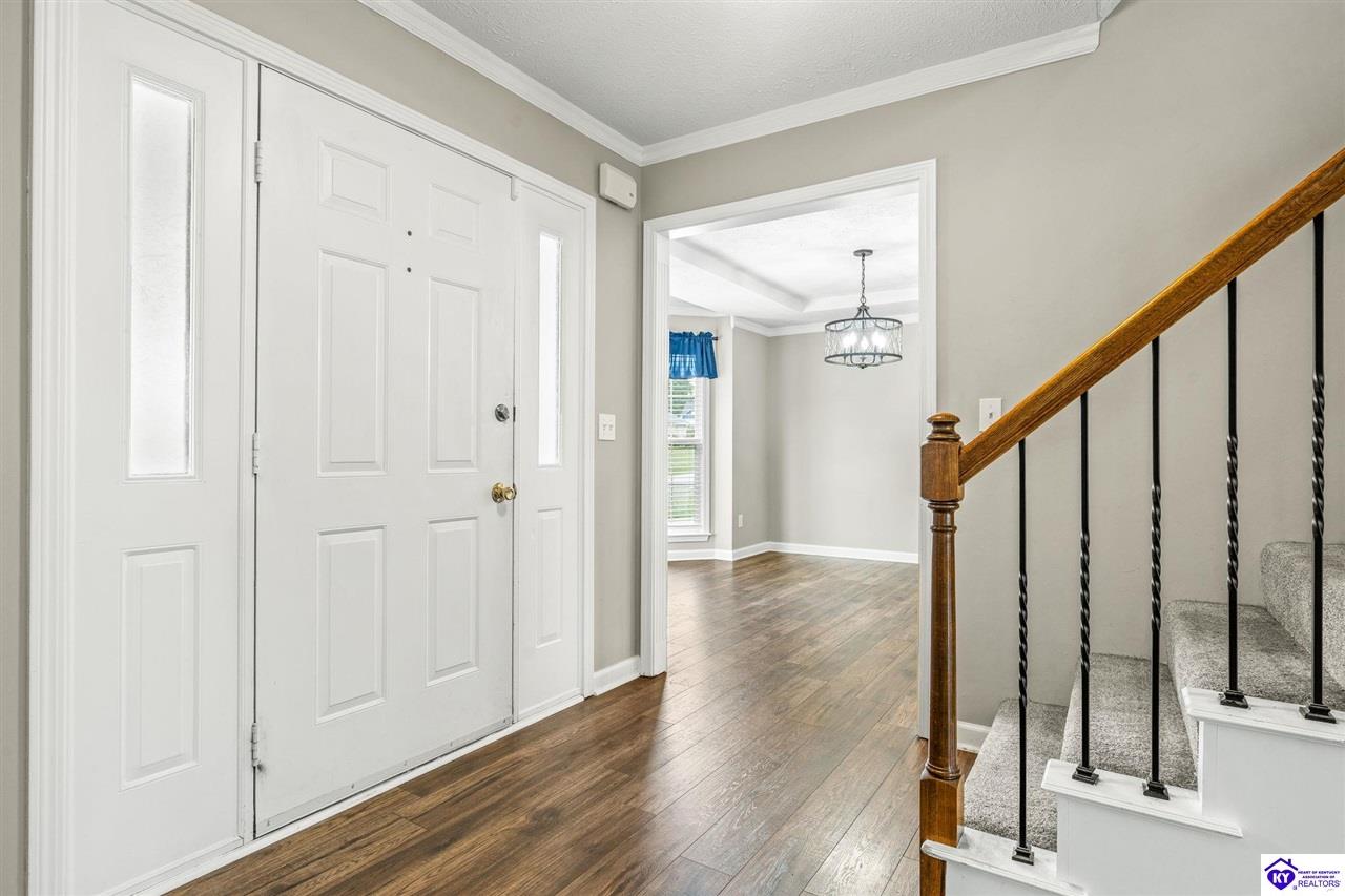 Listing Picture 105 Scarlet Oak Circle Elizabethtown, KY 42701 MLS HK25001827