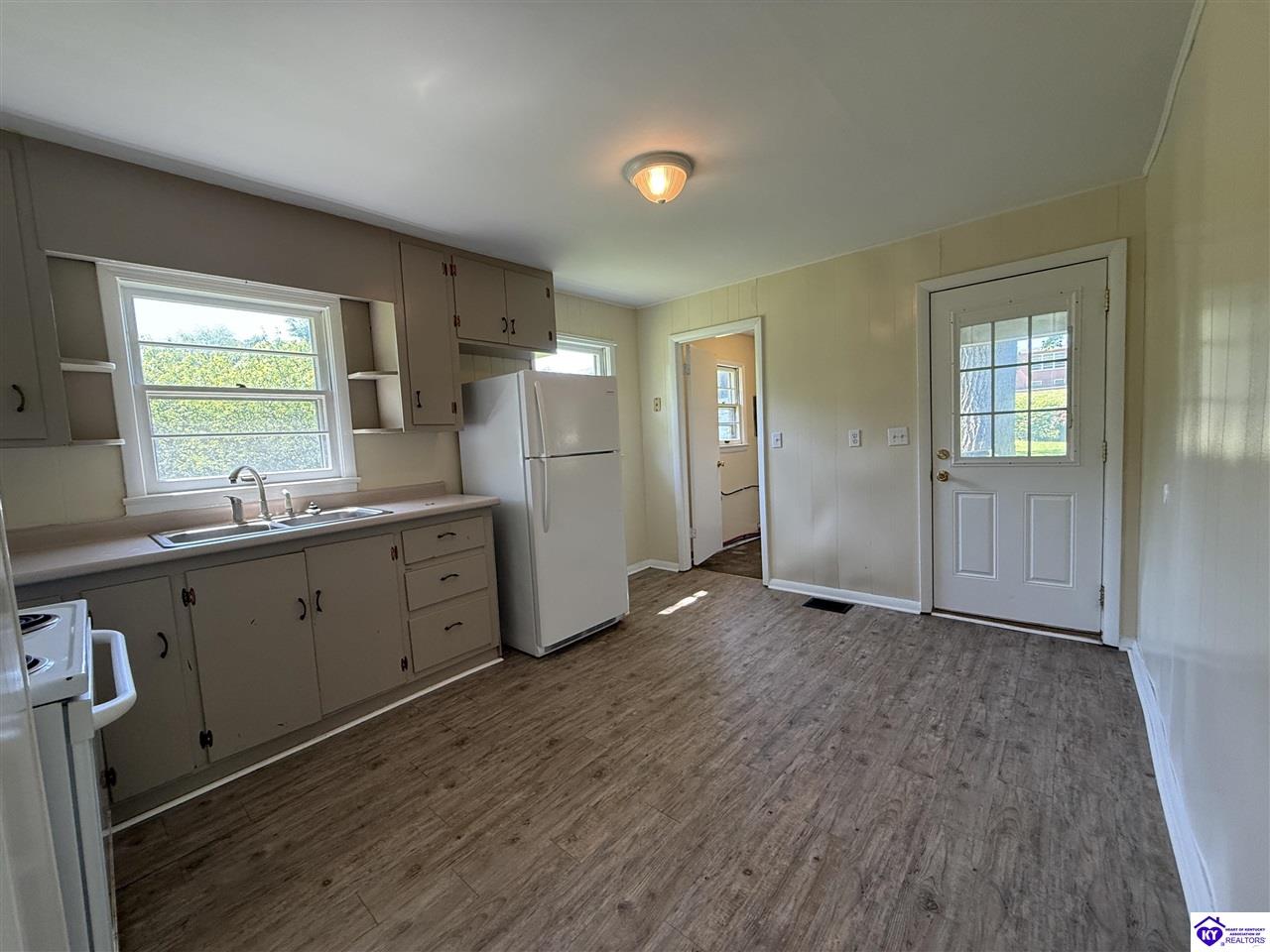 Listing Picture 30 Russell Road Vine Grove, KY 40175 MLS HK25001828