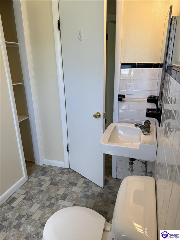 Listing Picture 30 Russell Road Vine Grove, KY 40175 MLS HK25001828