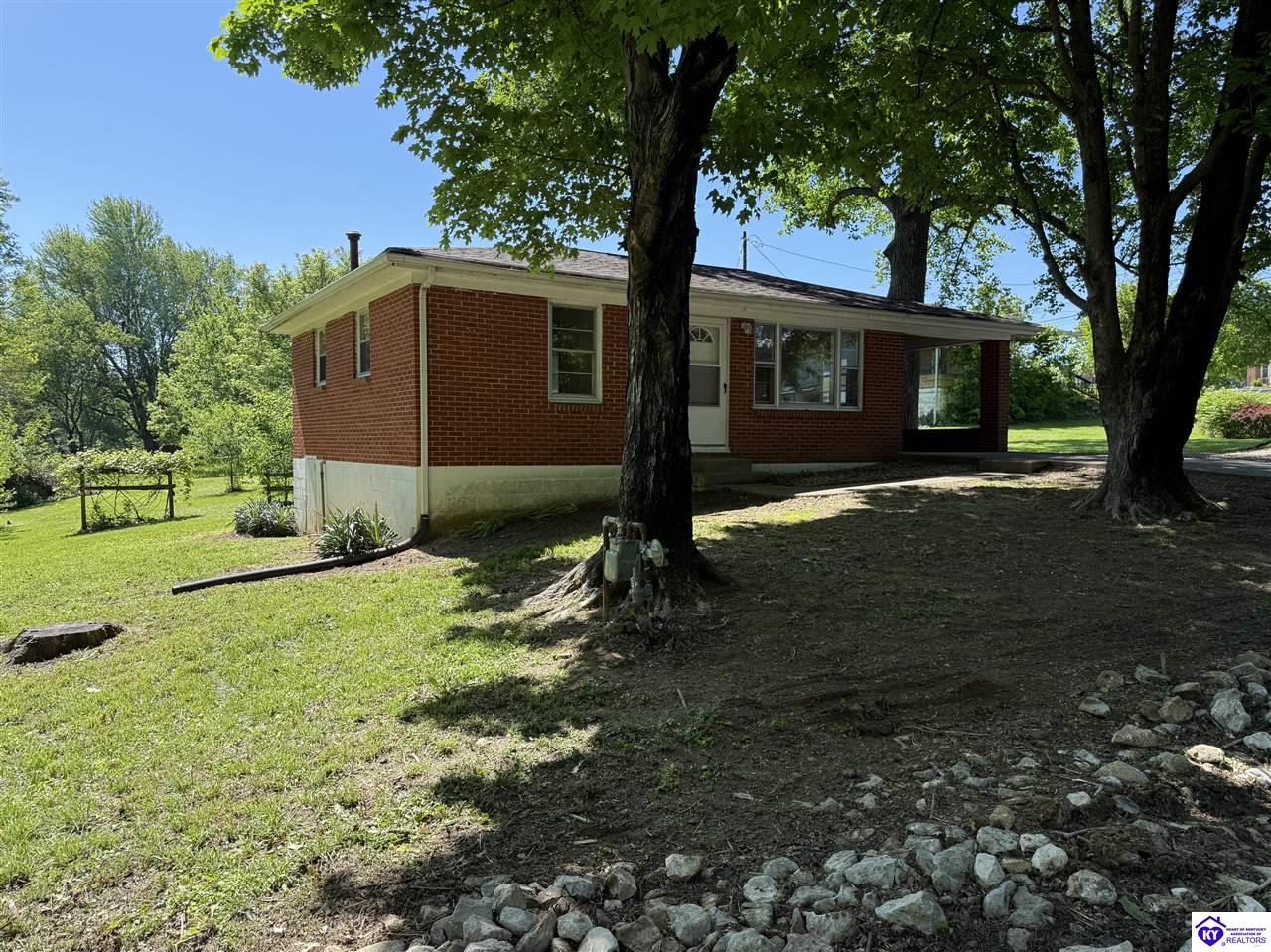 Listing Picture 30 Russell Road Vine Grove, KY 40175 MLS HK25001828