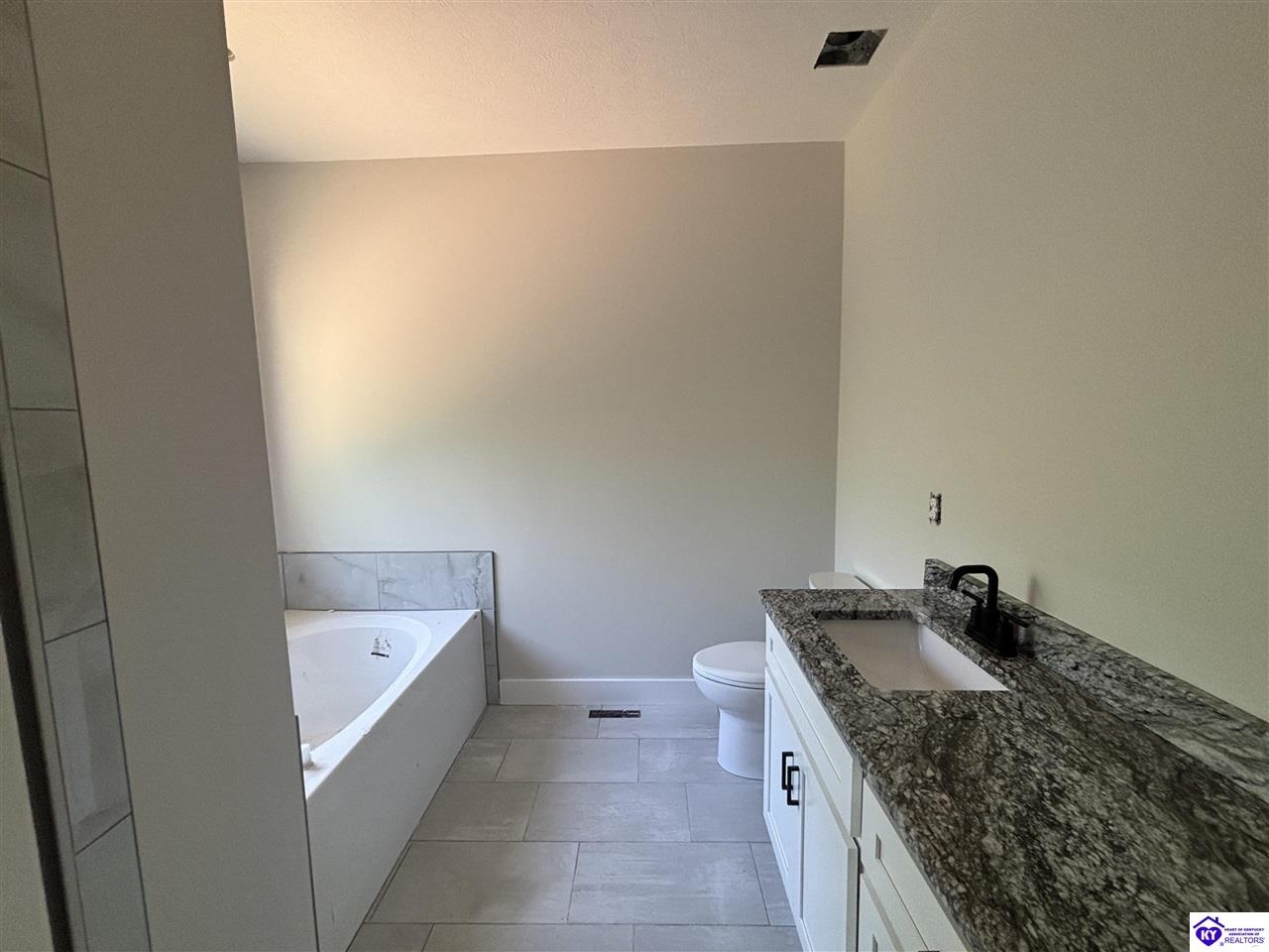 Listing Picture 181 White Pine Lane Brandenburg, KY 40108 MLS HK25001829