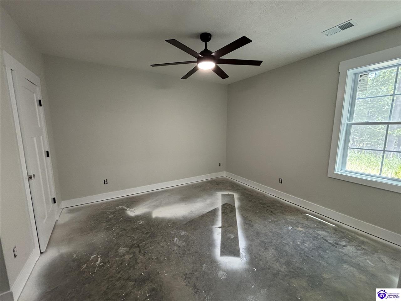 Listing Picture 181 White Pine Lane Brandenburg, KY 40108 MLS HK25001829