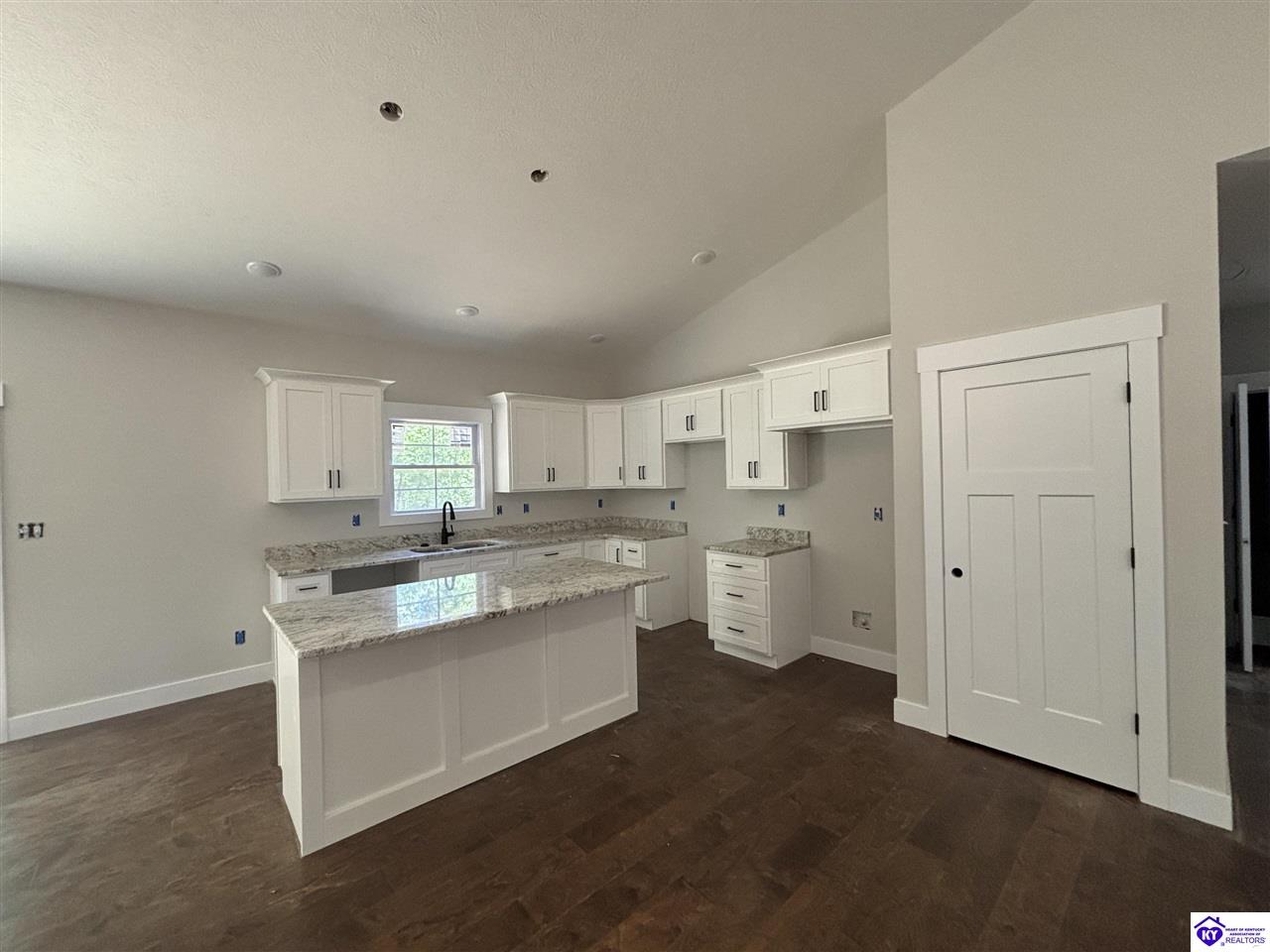 Listing Picture 181 White Pine Lane Brandenburg, KY 40108 MLS HK25001829