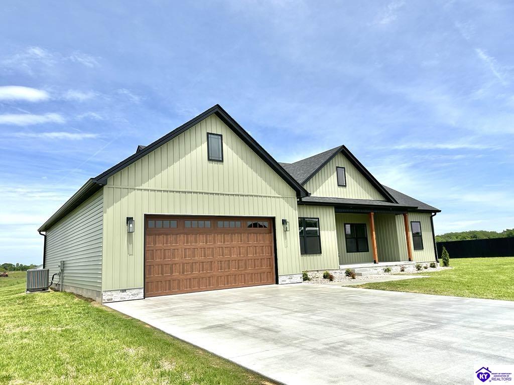 Listing Picture 320 Akridge Road Campbellsville, KY 42718 MLS HK25001840