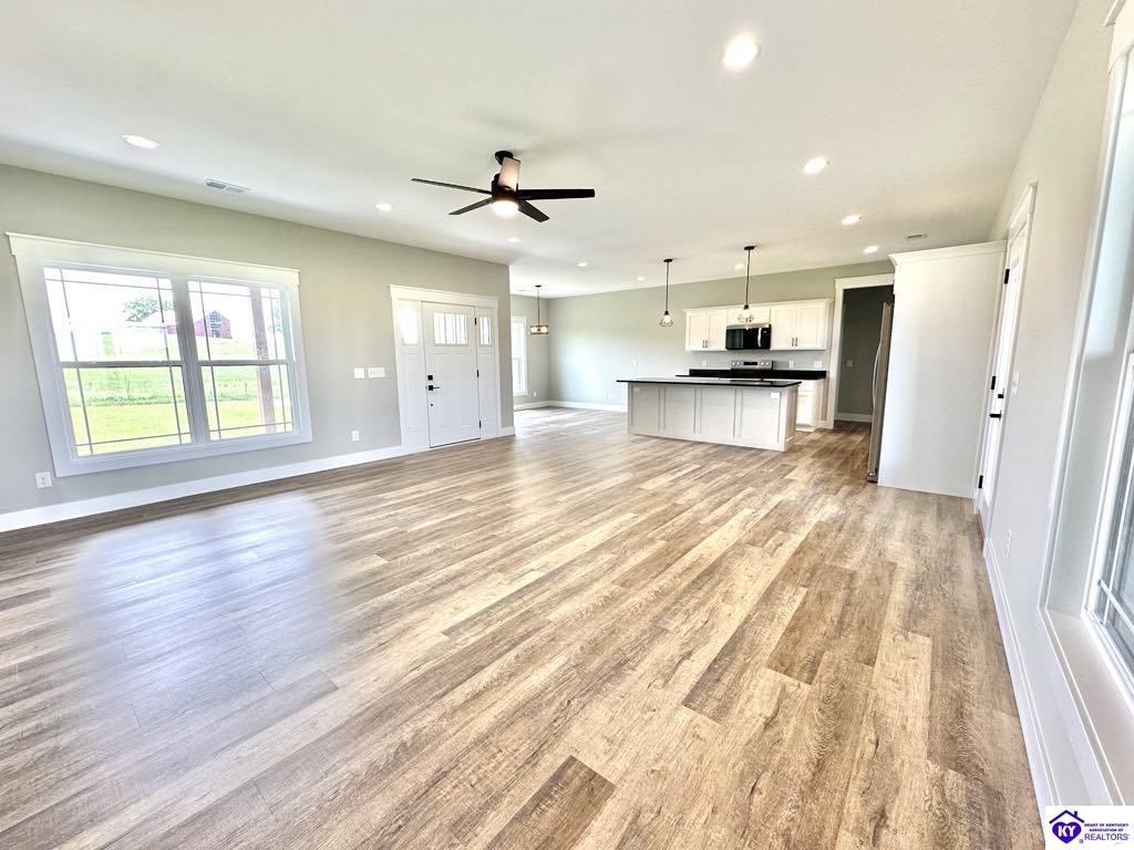 Listing Picture 320 Akridge Road Campbellsville, KY 42718 MLS HK25001840