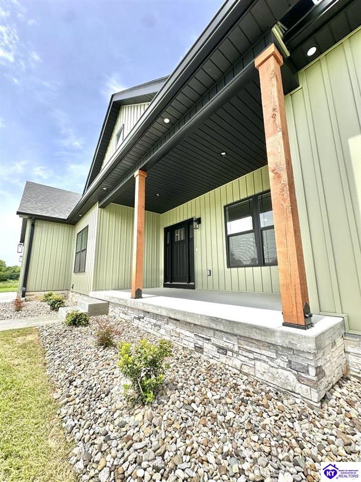 Listing Picture 320 Akridge Road Campbellsville, KY 42718 MLS HK25001840