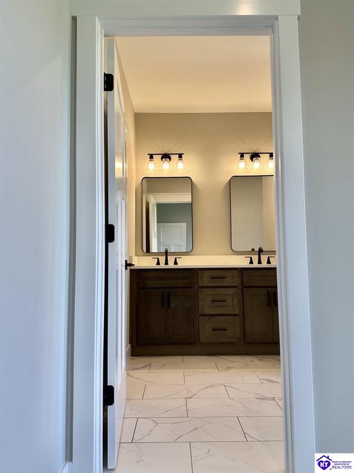 Listing Picture 320 Akridge Road Campbellsville, KY 42718 MLS HK25001840