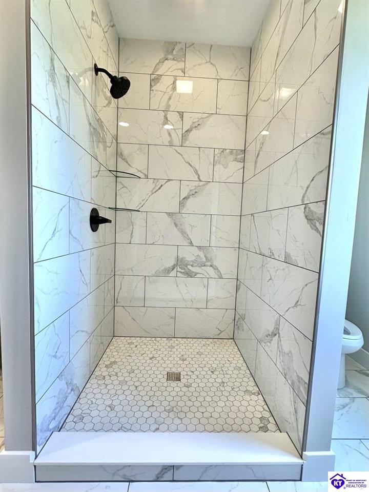 Listing Picture 320 Akridge Road Campbellsville, KY 42718 MLS HK25001840