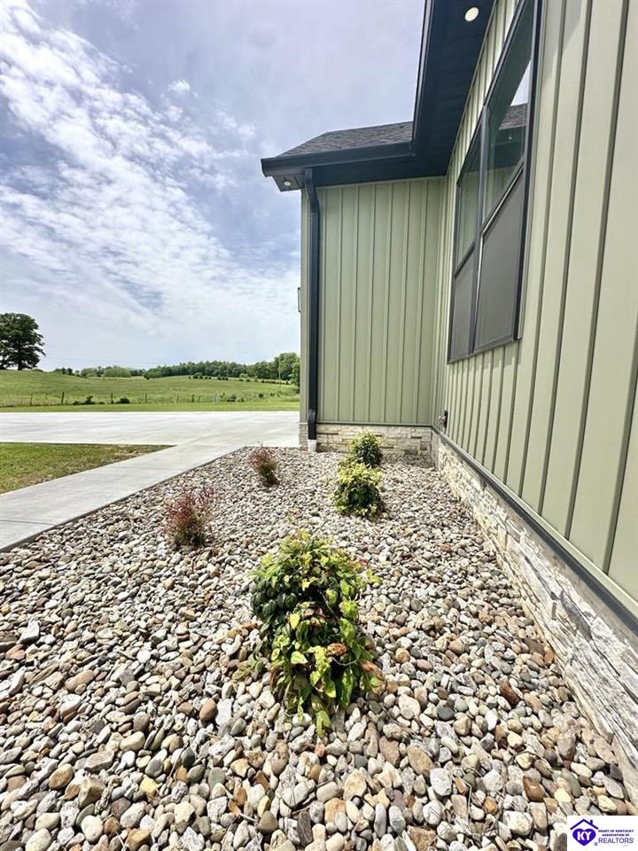 Listing Picture 320 Akridge Road Campbellsville, KY 42718 MLS HK25001840