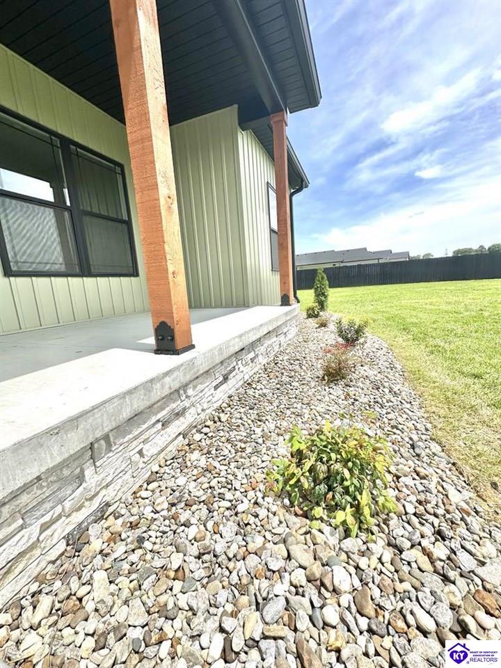 Listing Picture 320 Akridge Road Campbellsville, KY 42718 MLS HK25001840