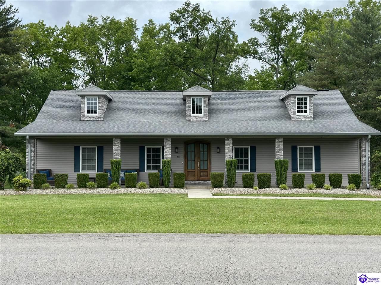 401 Forest Hills DriveCampbellsville, KY 42718