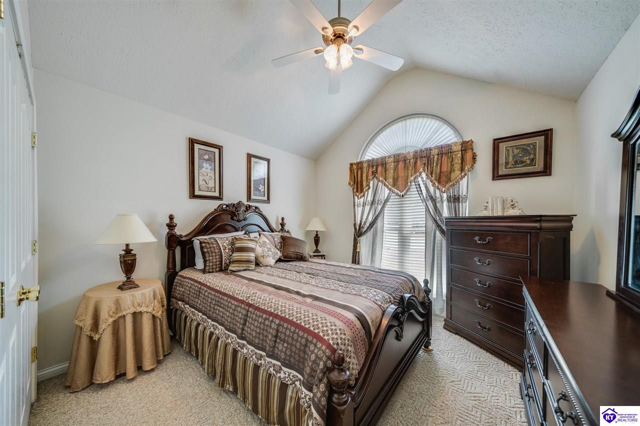 Listing Picture 109 Teri Rose Court Hodgenville, KY 42748 MLS HK25001908