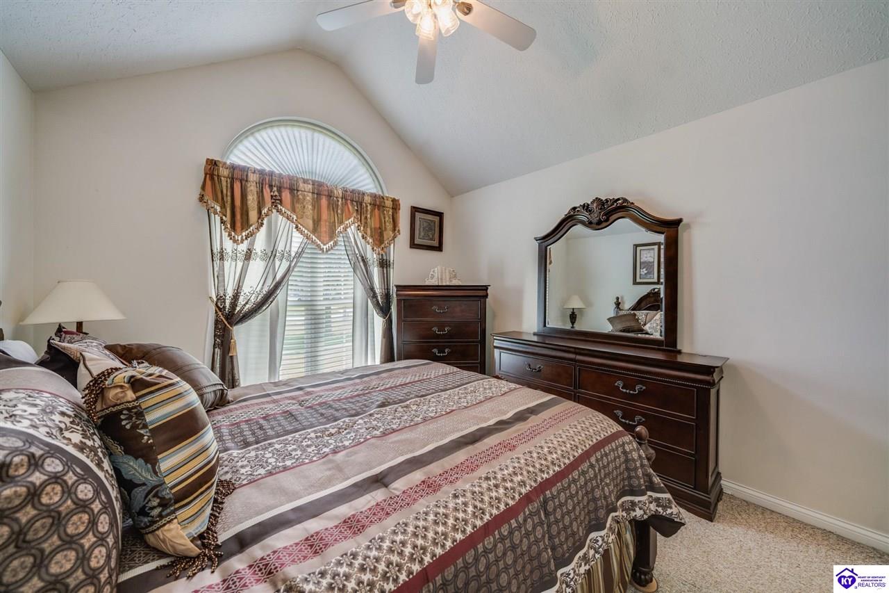 Listing Picture 109 Teri Rose Court Hodgenville, KY 42748 MLS HK25001908