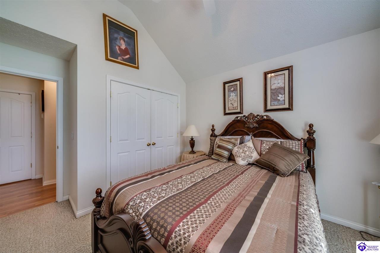 Listing Picture 109 Teri Rose Court Hodgenville, KY 42748 MLS HK25001908