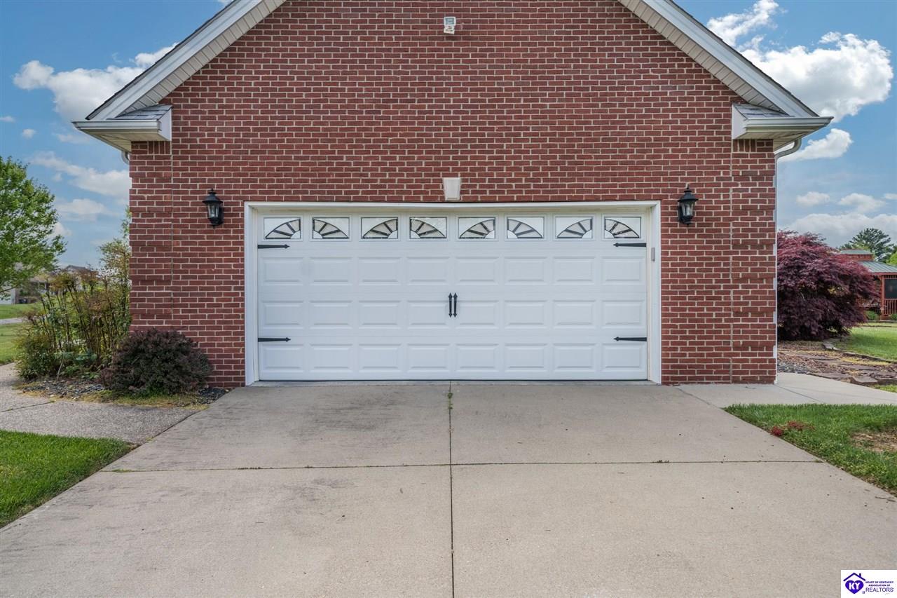 Listing Picture 109 Teri Rose Court Hodgenville, KY 42748 MLS HK25001908