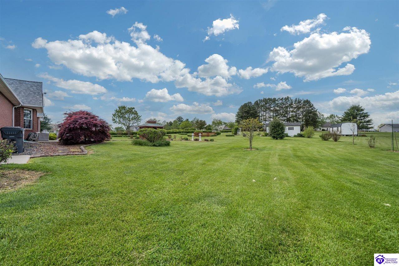 Listing Picture 109 Teri Rose Court Hodgenville, KY 42748 MLS HK25001908