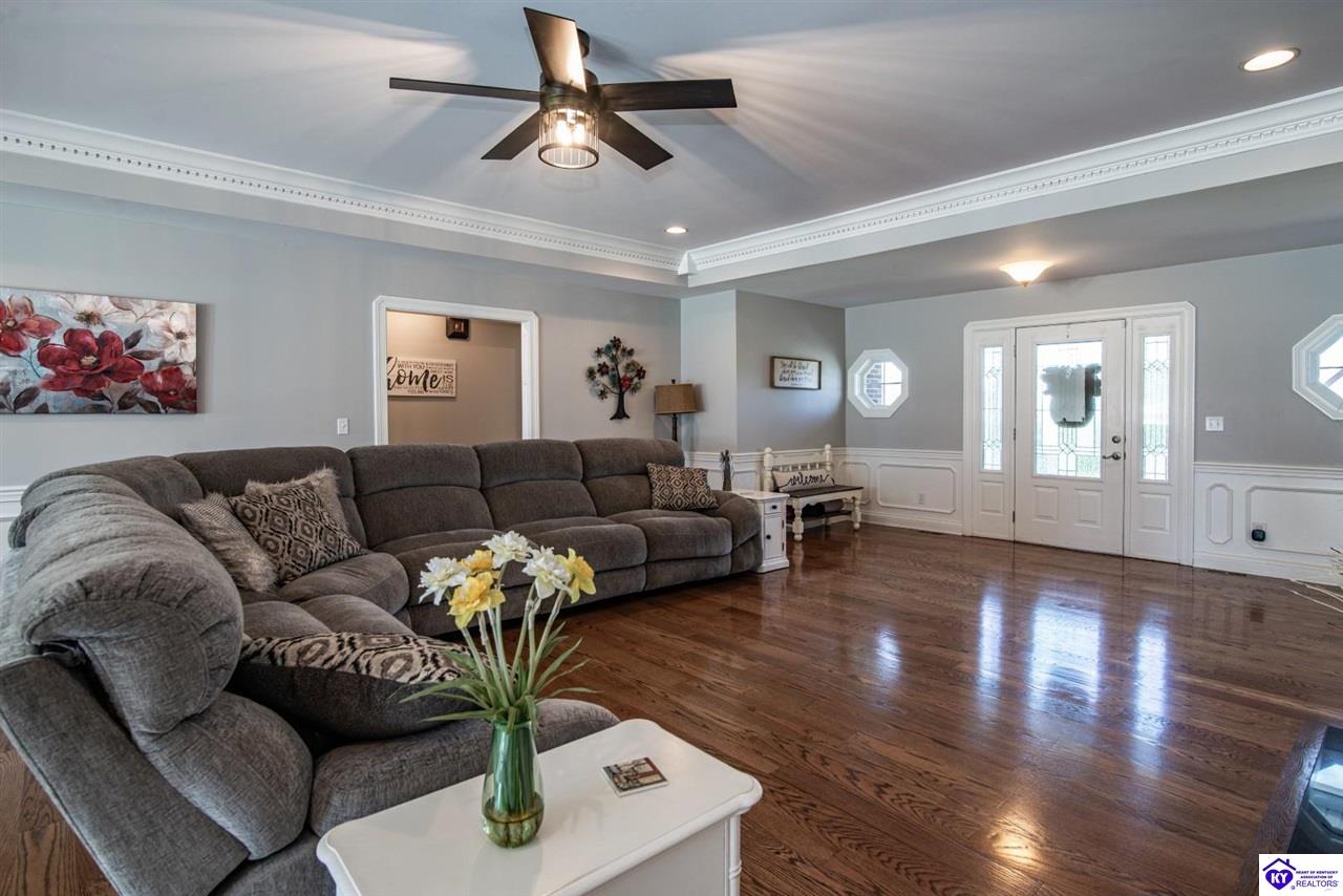 Listing Picture 107 Woodhill Road Bardstown, KY 40004 MLS HK25001952