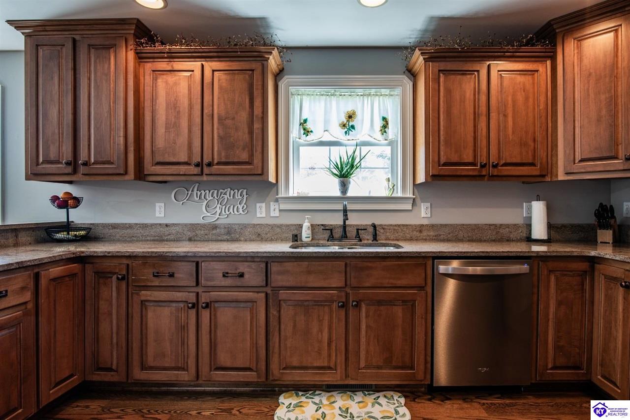 Listing Picture 107 Woodhill Road Bardstown, KY 40004 MLS HK25001952