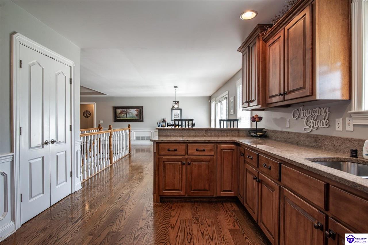 Listing Picture 107 Woodhill Road Bardstown, KY 40004 MLS HK25001952