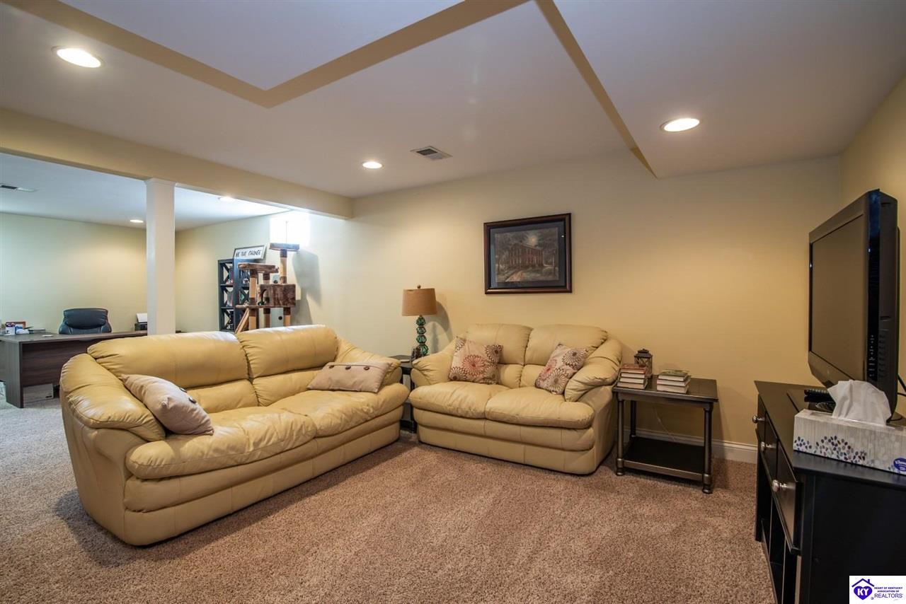 Listing Picture 107 Woodhill Road Bardstown, KY 40004 MLS HK25001952