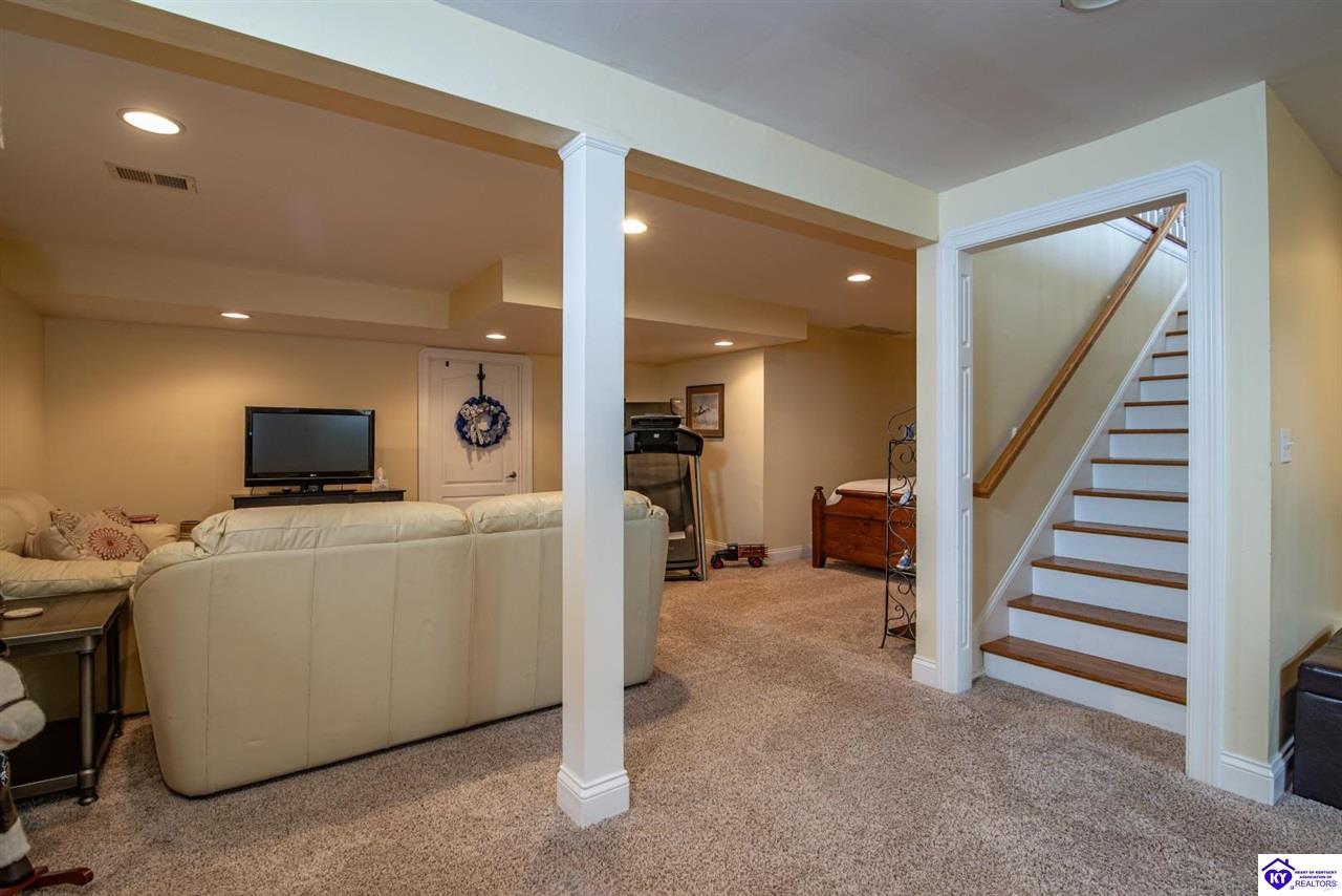 Listing Picture 107 Woodhill Road Bardstown, KY 40004 MLS HK25001952