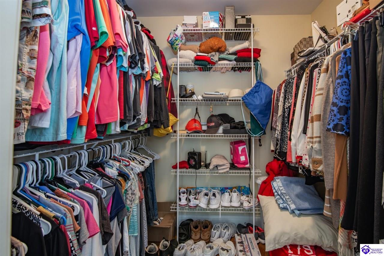 Listing Picture 107 Woodhill Road Bardstown, KY 40004 MLS HK25001952