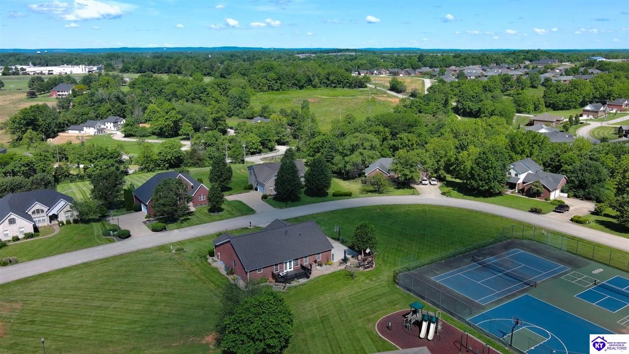 Listing Picture 107 Woodhill Road Bardstown, KY 40004 MLS HK25001952