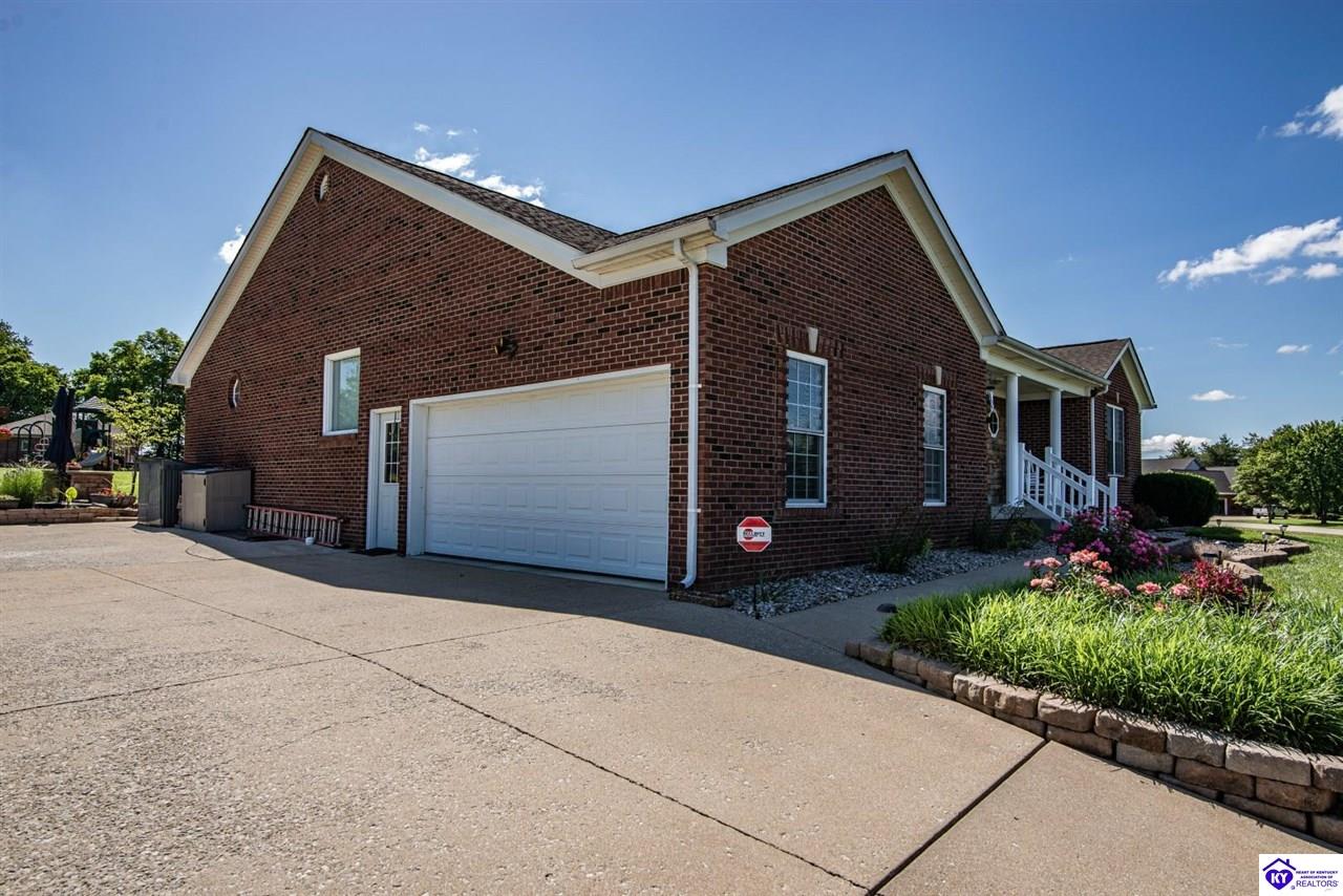 Listing Picture 107 Woodhill Road Bardstown, KY 40004 MLS HK25001952