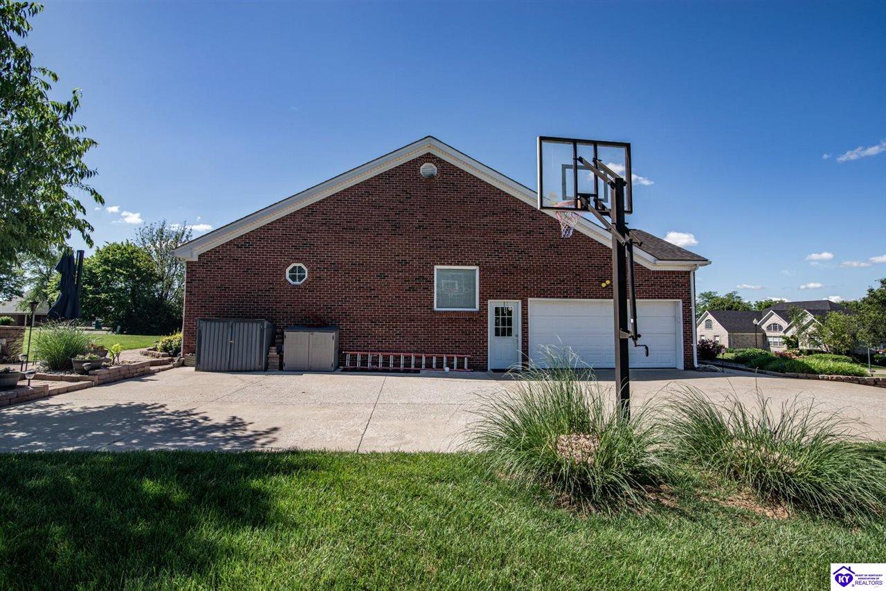 Listing Picture 107 Woodhill Road Bardstown, KY 40004 MLS HK25001952