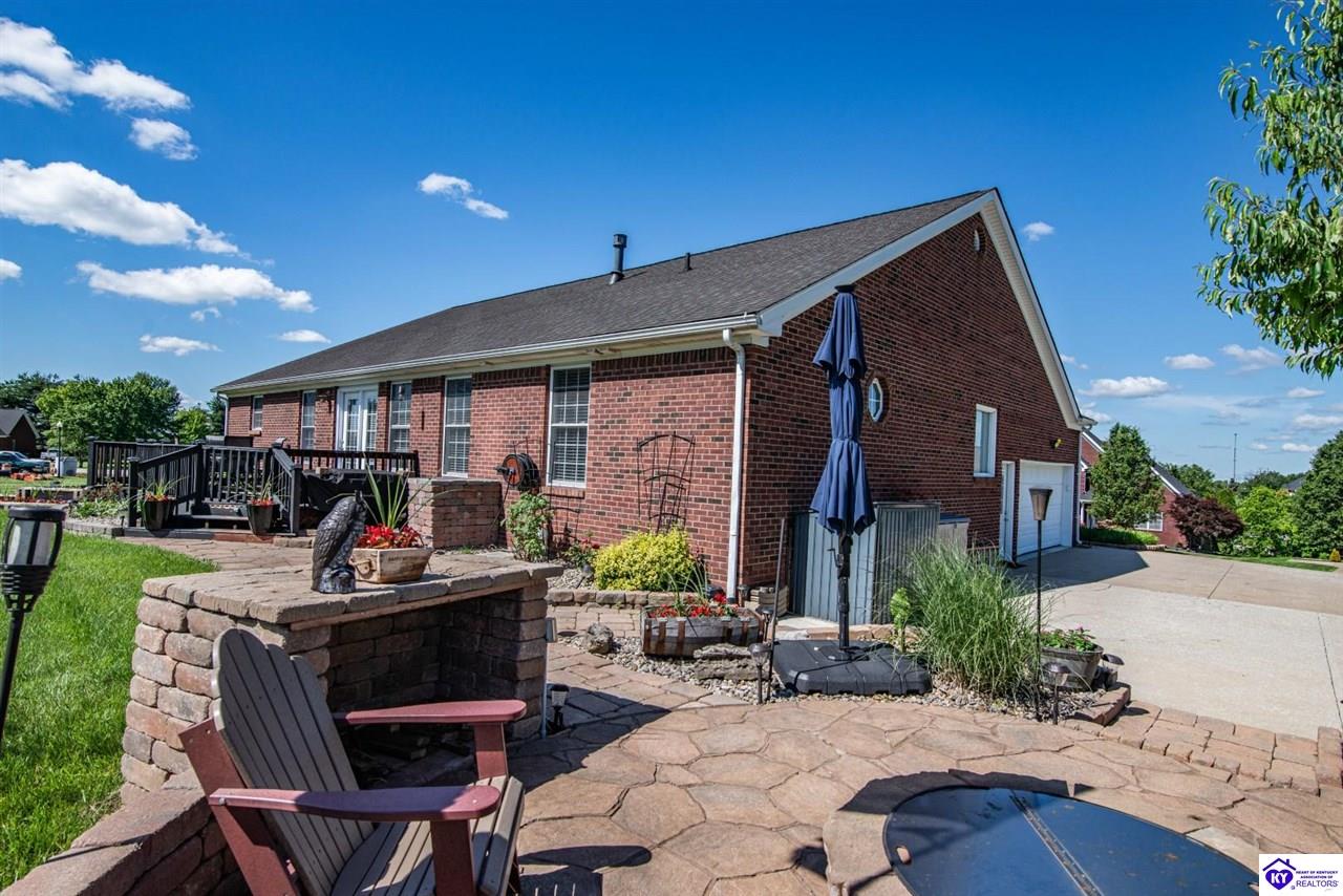 Listing Picture 107 Woodhill Road Bardstown, KY 40004 MLS HK25001952