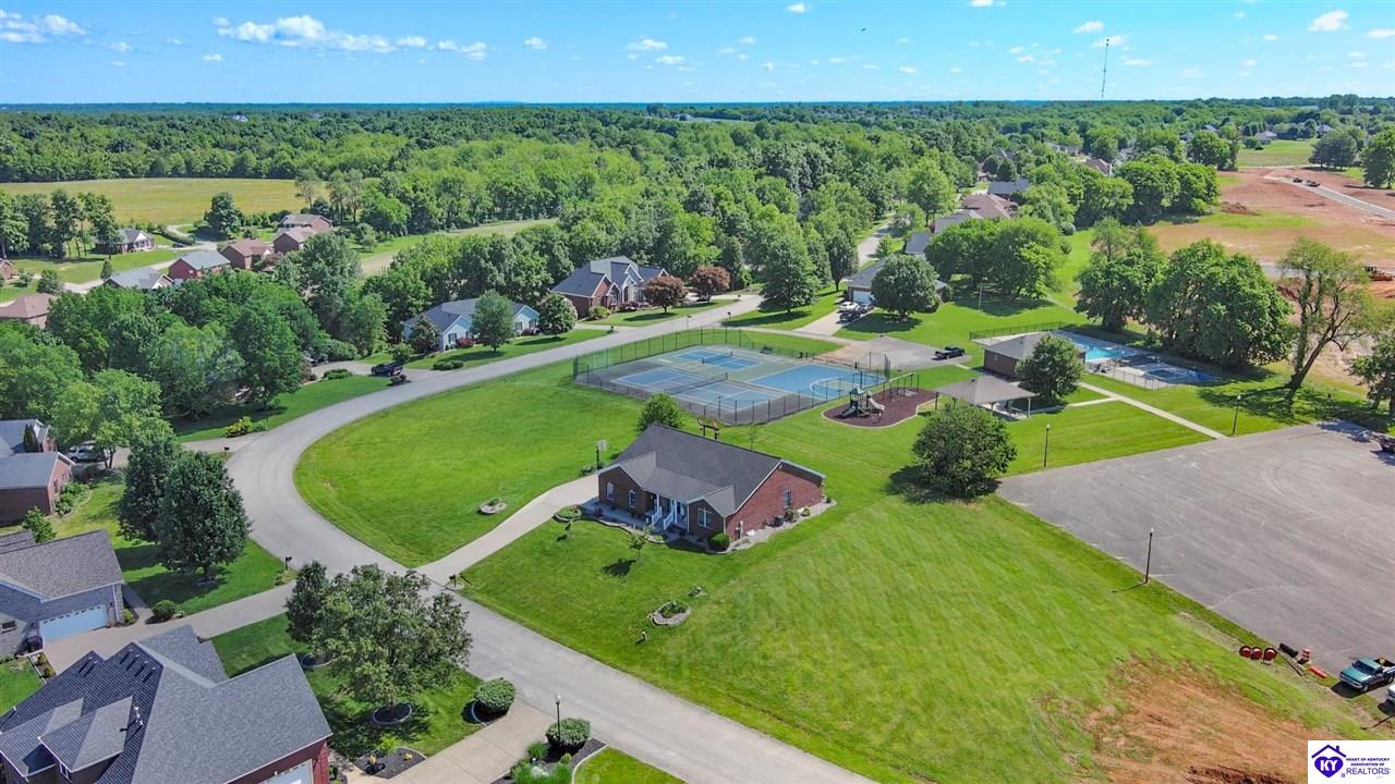 Listing Picture 107 Woodhill Road Bardstown, KY 40004 MLS HK25001952