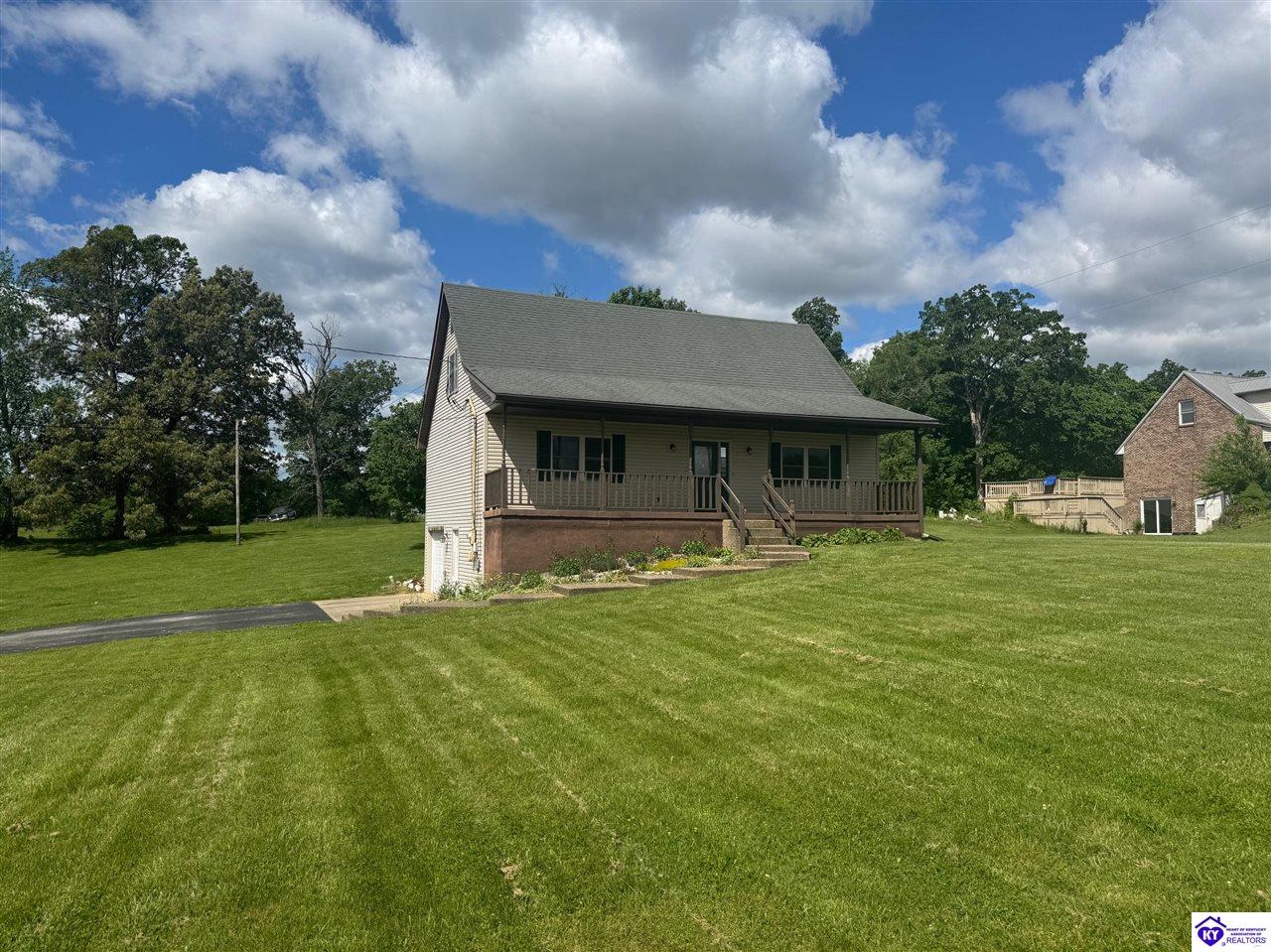 45 Paula CourtEkron, KY 40117