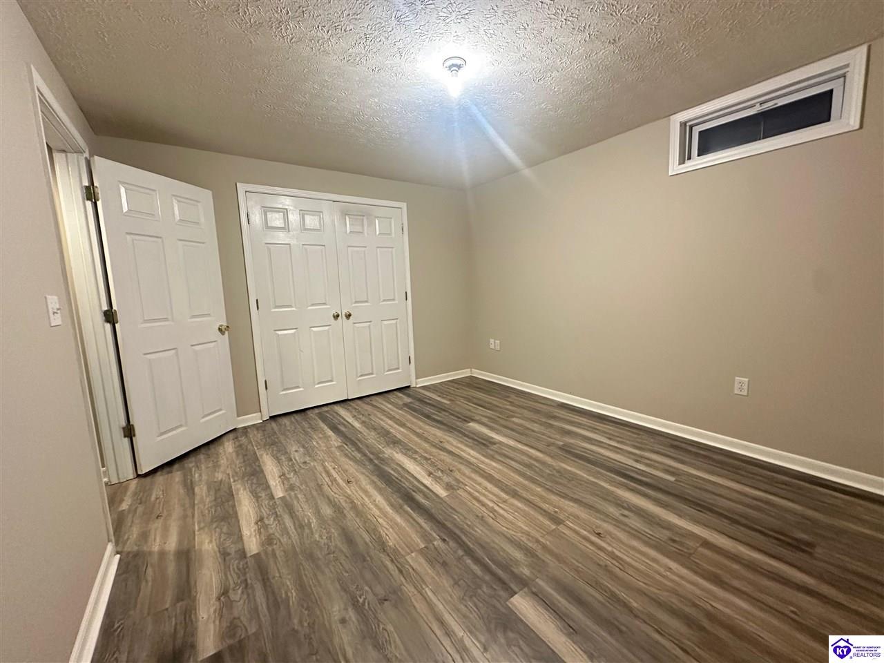 Listing Picture 432 Babe Drive Fairdale, KY 40118 MLS HK25002046