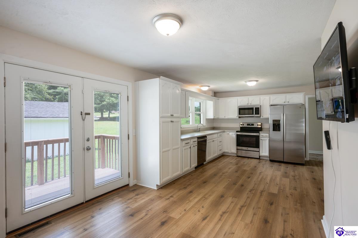 Listing Picture 2355 Rabbit Run Road Vine Grove, KY 40175 MLS HK25002049