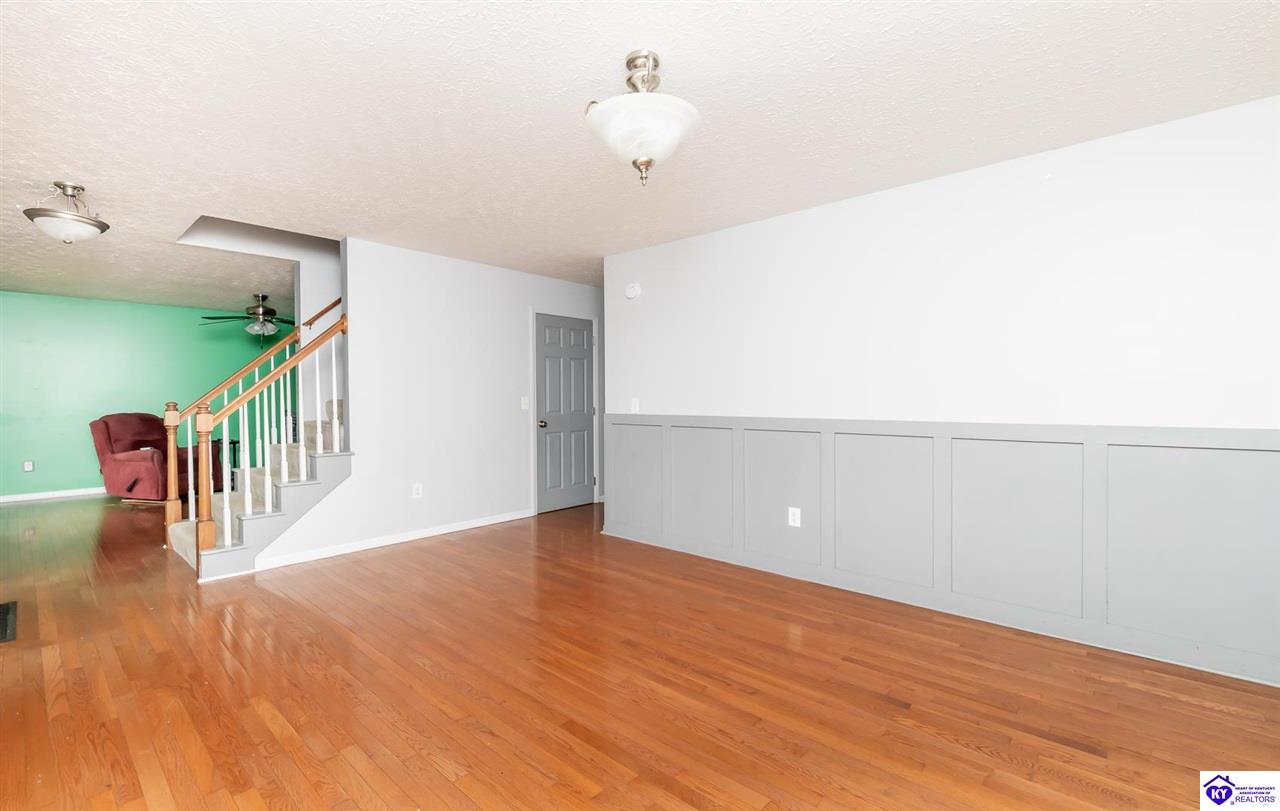Listing Picture 296 Winterwood Drive Elizabethtown, KY 42701 MLS HK25002071