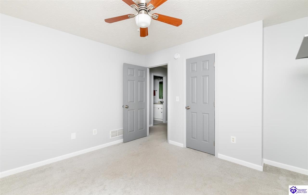 Listing Picture 296 Winterwood Drive Elizabethtown, KY 42701 MLS HK25002071