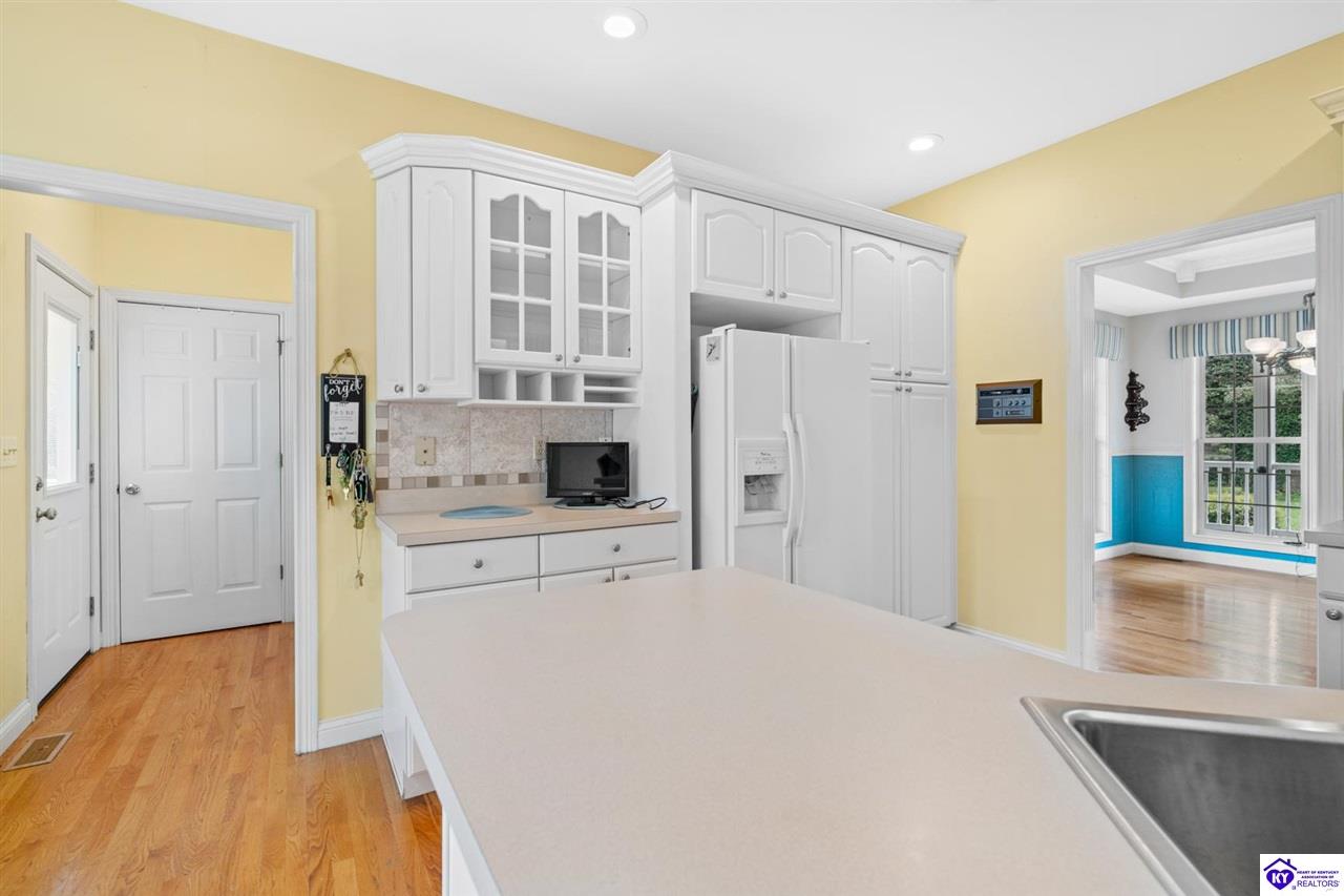 Listing Picture 966 Lawrence Street Brandenburg, KY 40108 MLS HK25002082