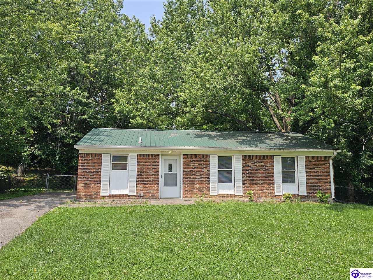 148 Vonda CourtRadcliff, KY 40160