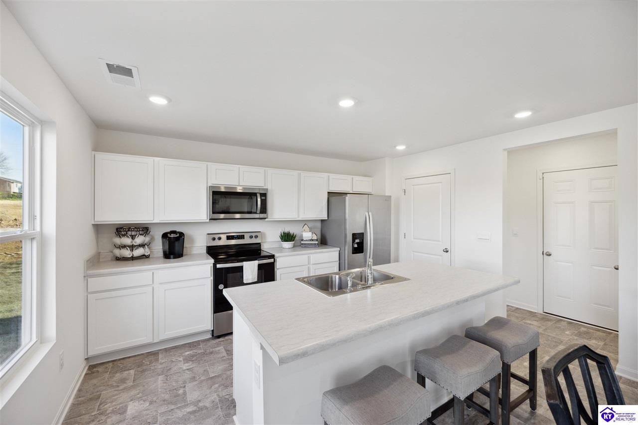 Listing Picture 104 Kendall St Elizabethtown, KY 42701 MLS HK25002111