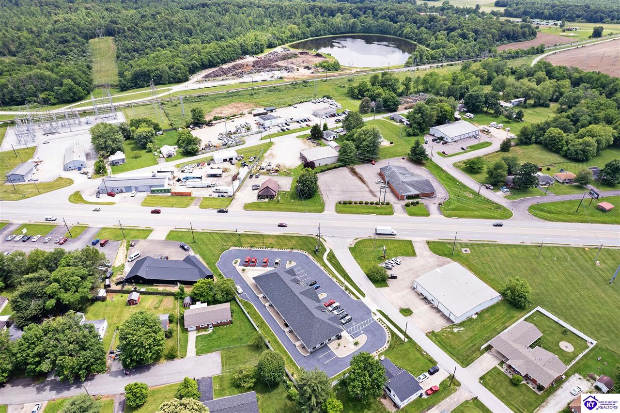 Listing Picture 1750 Leitchfield Road Elizabethtown, KY 42701 MLS HK25002113