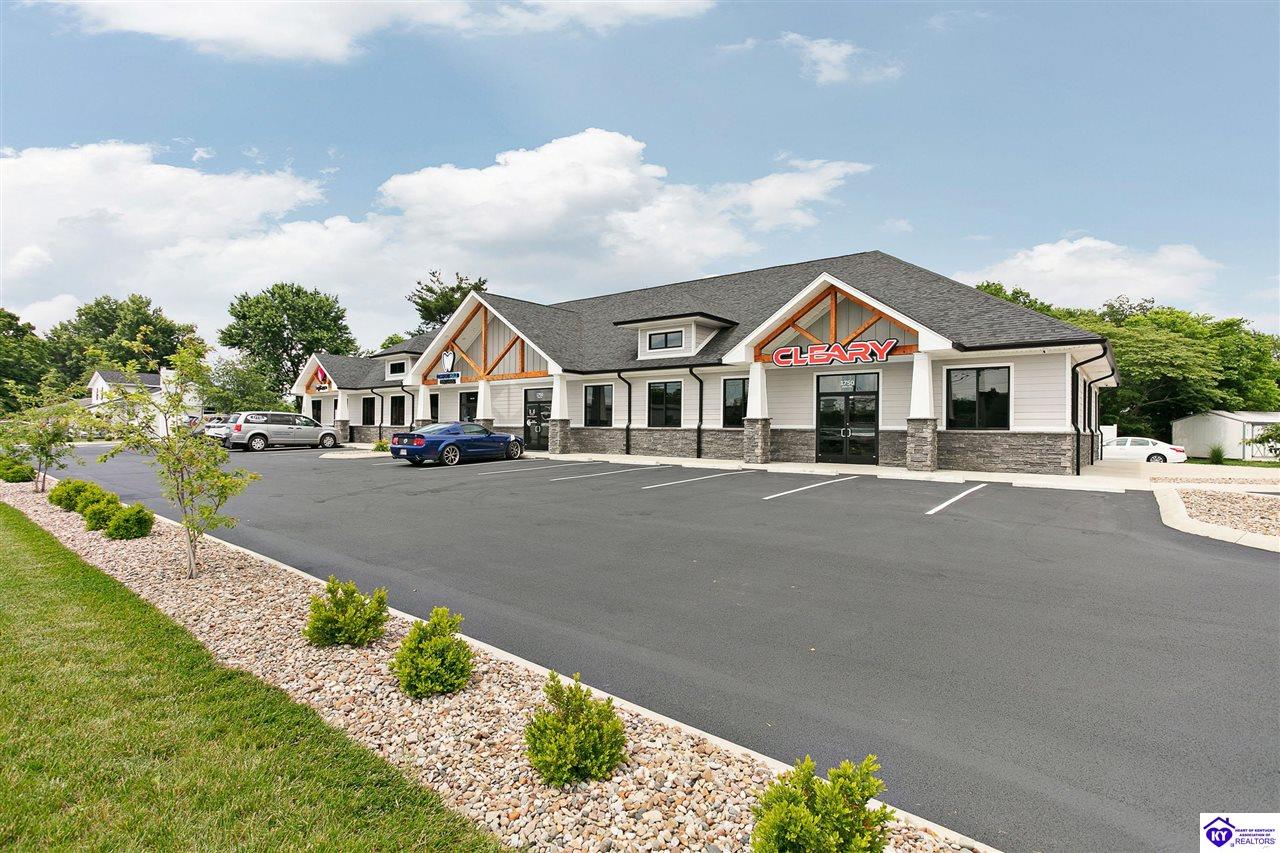 Listing Picture 1750 Leitchfield Road Elizabethtown, KY 42701 MLS HK25002113