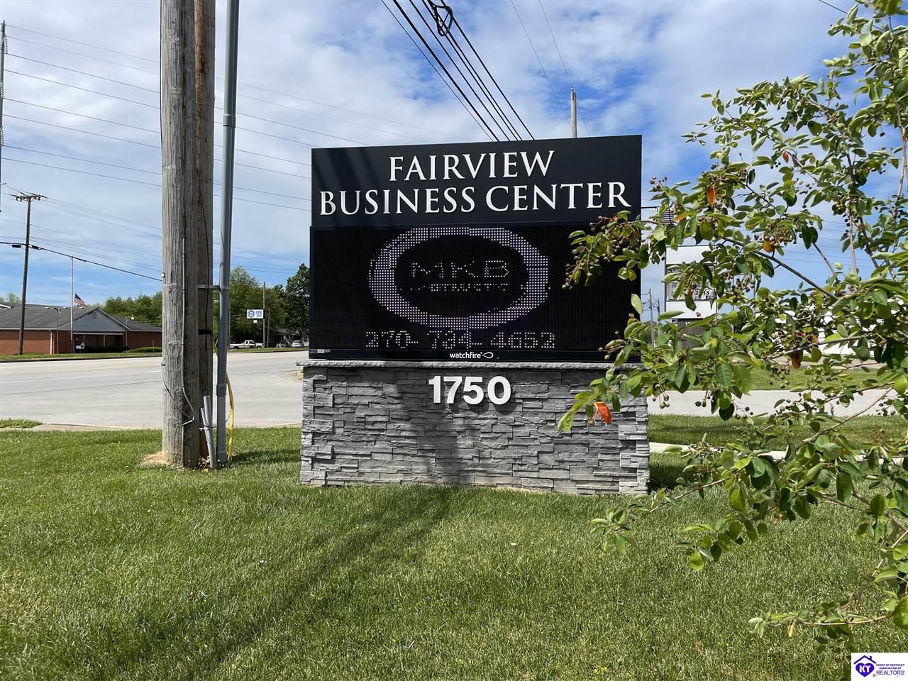 Listing Picture 1750 Leitchfield Road Elizabethtown, KY 42701 MLS HK25002113